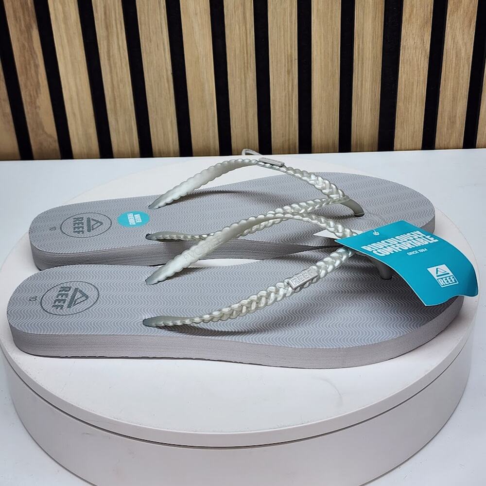 NEW - REEF Seaside Womens Silver Thong Sandals Water Friendly Flip Flops Size 11 - Picture 2 of 7